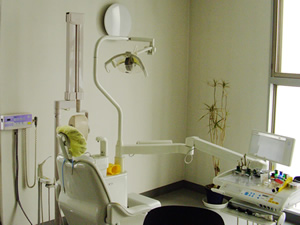 石川歯科医院 診察室：明石市歯科